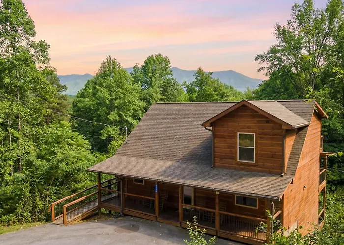 Whispering Pines Retreat By Ghosal Luxury Lodging Gatlinburg